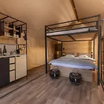 Polidor Glamping Parque de vacaciones Mugeba