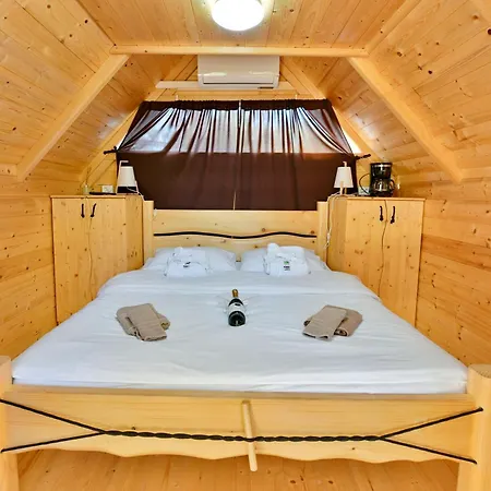 Aldeamento Turístico Polidor Glamping
