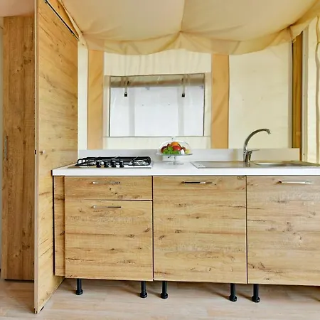 Polidor Glamping Village de vacances